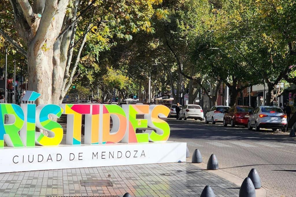 Apartamento Cerca De Todo Amplio Mendoza